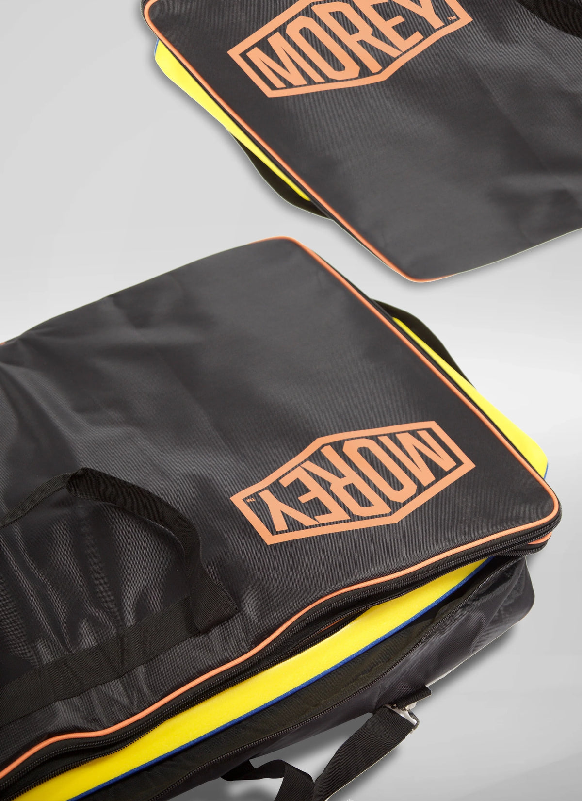 travel-wheely-bodyboard-bag-z7 TRAVELBODYBOARDBAGZOOM.webp
