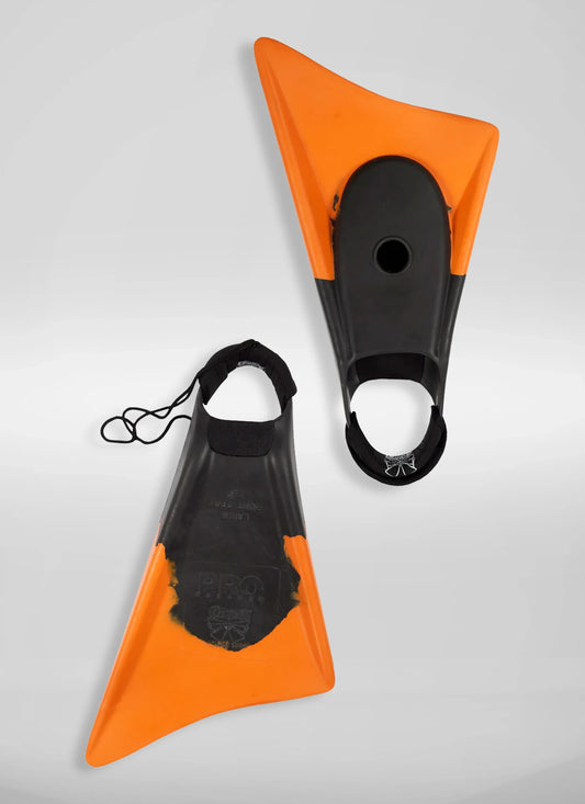 churchill-makapuu-pro-natural-gum-rubber-f3 FINSORANGE_BLACKFRONT.webp