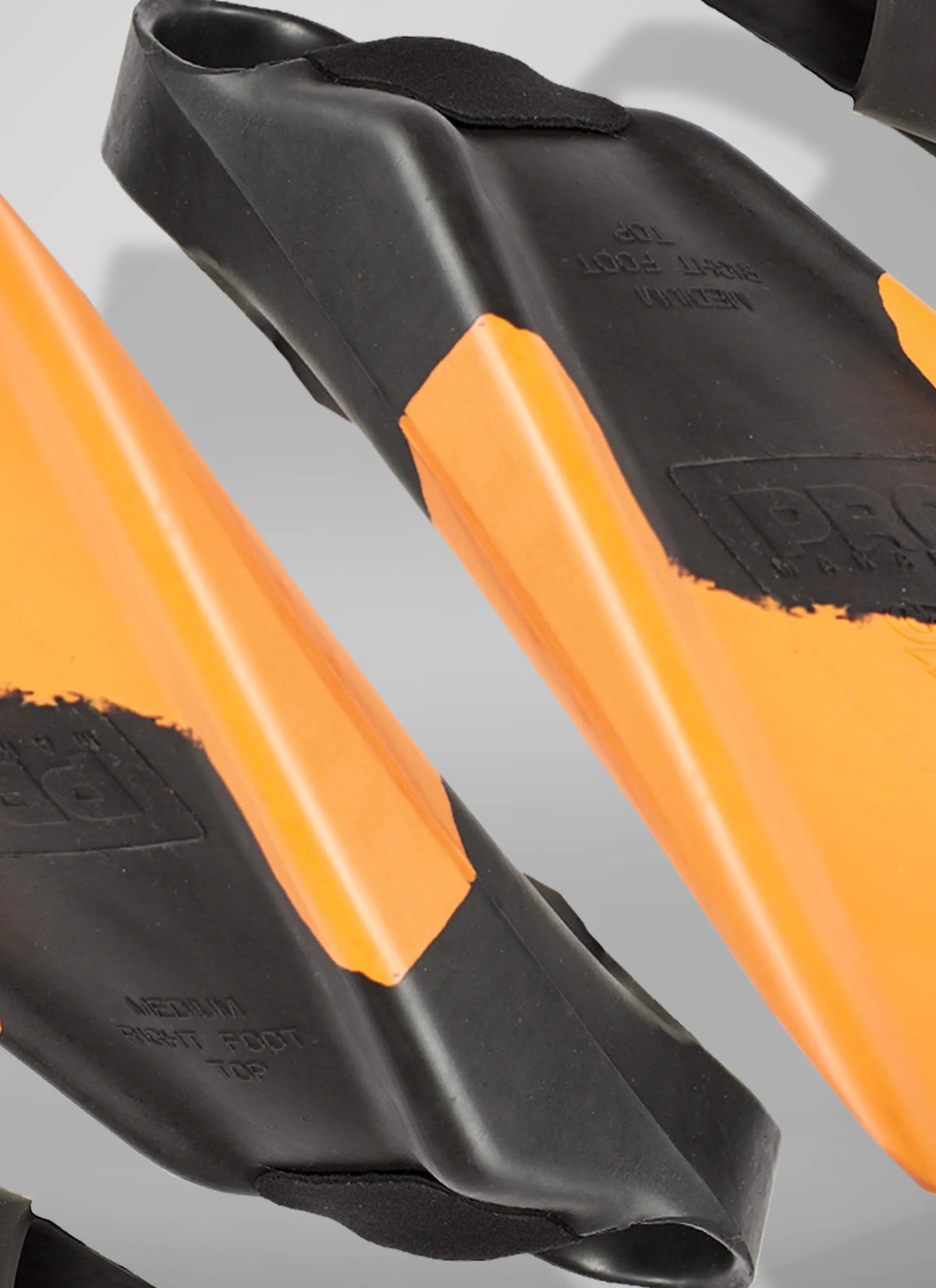 churchill-makapuu-pro-natural-gum-rubber-f3 FINSORANGE_BLACKZOOM.webp